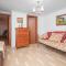 Awesome Apartment In Monterio With Wifi - Montefrío