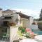 Beautiful Home In Avignon With 4 Bedrooms, Wifi And Outdoor Swimming Pool - Aviñón