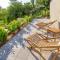 6 Bedroom Stunning Home In Lukovo