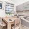 6 Bedroom Stunning Home In Lukovo