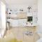 Lovely Home In Beaucaire With Wifi - بوكير