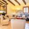 Awesome Home In Villaviciosa De Córdoba