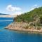 Beautiful Apartment In Starigrad