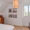 Lovely Home In Sables Dor Les Pins