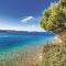 Stunning Apartment In Supetarska Draga