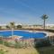 2 Bedroom Gorgeous Apartment In Sucina