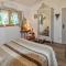 Stunning Home In Saignon