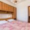 2 Bedroom Lovely Apartment In Ribarica - Ribarica