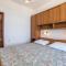 2 Bedroom Lovely Apartment In Ribarica
