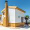 Amazing Home In Periana With Jacuzzi - Los Baños de Vilo