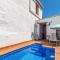 Amazing Home In Cómpeta With Kitchen