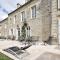 6 Bedroom Amazing Home In Barbery - Barbery