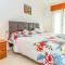 Nice Apartment In Rincón De La Victoria