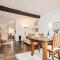 Amazing Home In Ceret With Wifi