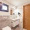 Dorman Suites