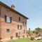 Stunning Home In Castiglione Del Lago With 6 Bedrooms, Wifi And Outdoor Swimming Pool