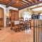 Gorgeous Home In Boulbon With Kitchen - 布尔邦