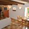 Amazing Home In Plozevet With Kitchen - Plozévet