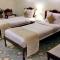 Palace On Ganges - Heritage Hotel