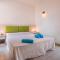 2 Bedroom Gorgeous Home In Cavo