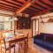 Cozy Apartment In Marignana lu With Kitchen - Corsanico-Bargecchia