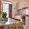 Stunning Apartment In Briatico With 1 Bedrooms And Wifi