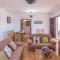 Stunning Home In Iznájar With Wifi