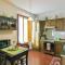 Awesome Home In Castelvecchio Di Comp, With 3 Bedrooms And Wifi
