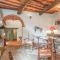Amazing Home In Bucine Ar With Kitchen - Badia a Ruoti