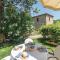 Beautiful Apartment In Cortona Ar With Kitchenette