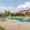 Nice Apartment In Sacile -pd- With Wifi, Outdoor Swimming Pool And Swimming Pool