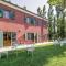 2 Bedroom Awesome Home In Taglio Di Po Ro