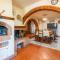 Gorgeous Home In Castiglion Fiorentino With Kitchen