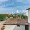 Gorgeous Home In Castiglion Fiorentino With Kitchen