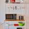 Couples Getaway - Sweet Retreat - European Village Best Location