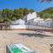 Amazing Home In Montecorto With 3 Bedrooms, Wifi And Outdoor Swimming Pool - Montecorto