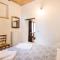 Cozy Apartment In Castiglione D,lago Pg With Kitchen