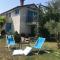 House Ivas with garden