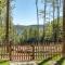 Trekker, Treehouses cabins and lodge rooms - Lake George