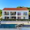 Luxury Authentic Experience at Villa Marta