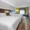 Holiday Inn Express Hotel & Suites Woodhaven by IHG
