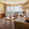 Hotel Saigerhöh Wellness Spa Golf Wandern über dem Titisee