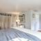 Charming Sharon Dwelling with Deck and Fire Pit! - Sharon