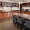 Hyatt Place Pittsburgh Airport - Robinson Mall