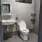 Lakeview Duplex Apartment Free WiFi and Netflix