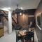 Lakeview Duplex Apartment Free WiFi and Netflix