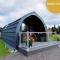 Robins Nest Glamping Pod with Hot Tub - كيث