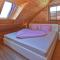 Comfortable holiday home with hot tub - Teunz