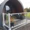 Robins Nest Glamping Pod with Hot Tub - كيث