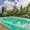 Belvilla by OYO Typical country house with pool